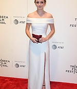 emma_watson_2017_april_26th_the_circle_premiere_tribeca_film_festival_164.jpg