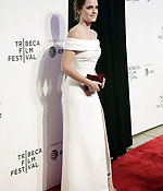 emma_watson_2017_april_26th_the_circle_premiere_tribeca_film_festival_199.jpg