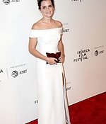 emma_watson_2017_april_26th_the_circle_premiere_tribeca_film_festival_200.jpg