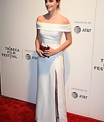 emma_watson_2017_april_26th_the_circle_premiere_tribeca_film_festival_210.jpg