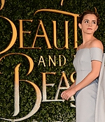emma_watson_2017_feb_23_batb_london_launch_284.jpg