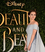 emma_watson_2017_feb_23_batb_london_launch_294.jpg