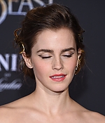 emma_watson_2017_mar_batb_la_premiere_177.jpg