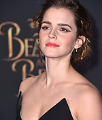 emma_watson_2017_mar_batb_la_premiere_223.jpg