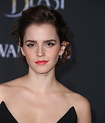 emma_watson_2017_mar_batb_la_premiere_234.jpg