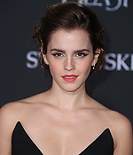 emma_watson_2017_mar_batb_la_premiere_238.jpg