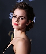 emma_watson_2017_mar_batb_la_premiere_293.jpg