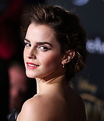 emma_watson_2017_mar_batb_la_premiere_301.jpg