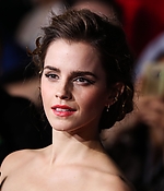 emma_watson_2017_mar_batb_la_premiere_311.jpg