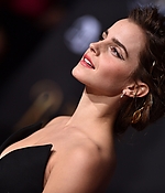 emma_watson_2017_mar_batb_la_premiere_360.jpg
