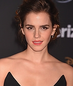 emma_watson_2017_mar_batb_la_premiere_424.jpg