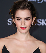 emma_watson_2017_mar_batb_la_premiere_435.jpg