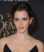 emma_watson_2017_mar_batb_la_premiere_436.jpg