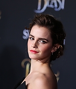 emma_watson_2017_mar_batb_la_premiere_451.jpg