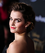 emma_watson_2017_mar_batb_la_premiere_459.jpg