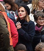 emma_watson_2017_womens_march_on_washington_03.jpg