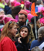 emma_watson_2017_womens_march_on_washington_23.jpg