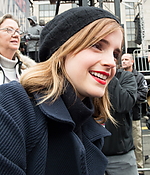 emma_watson_2017_womens_march_on_washington_32.jpg