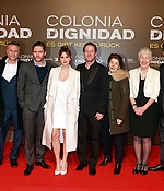 emma_watson_colonia_berlin_premiere_68.jpg